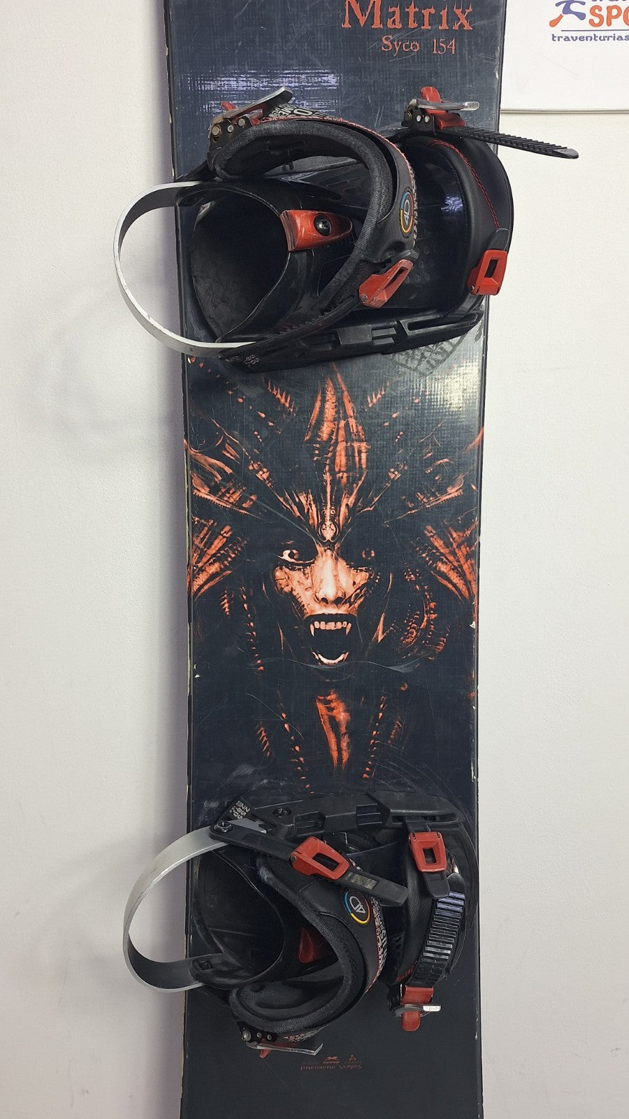Matrix Syco 154 cm Snowboard + HEAD Rental M  Bindings Winter Snow Adventure Fun