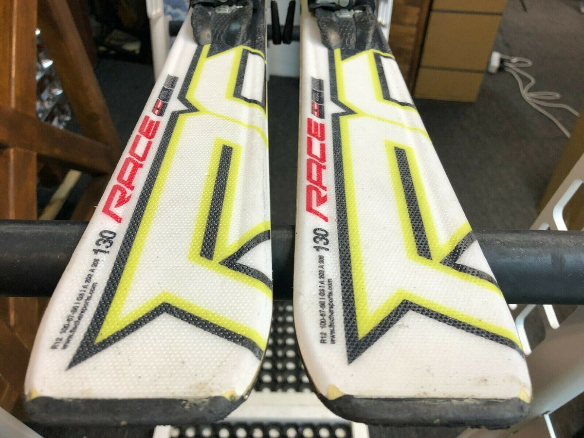 Fischer RC4 Race 130 cm + Fischer 4.5 Bindungen Wintersport Spaß Schnee Outdoor