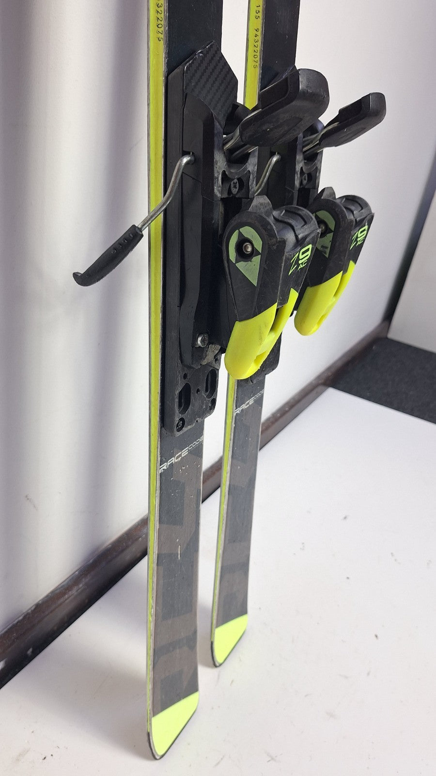 Fischer RC4 GS 155cm Skis + Fischer 9 Bindings Winter Fun Snow