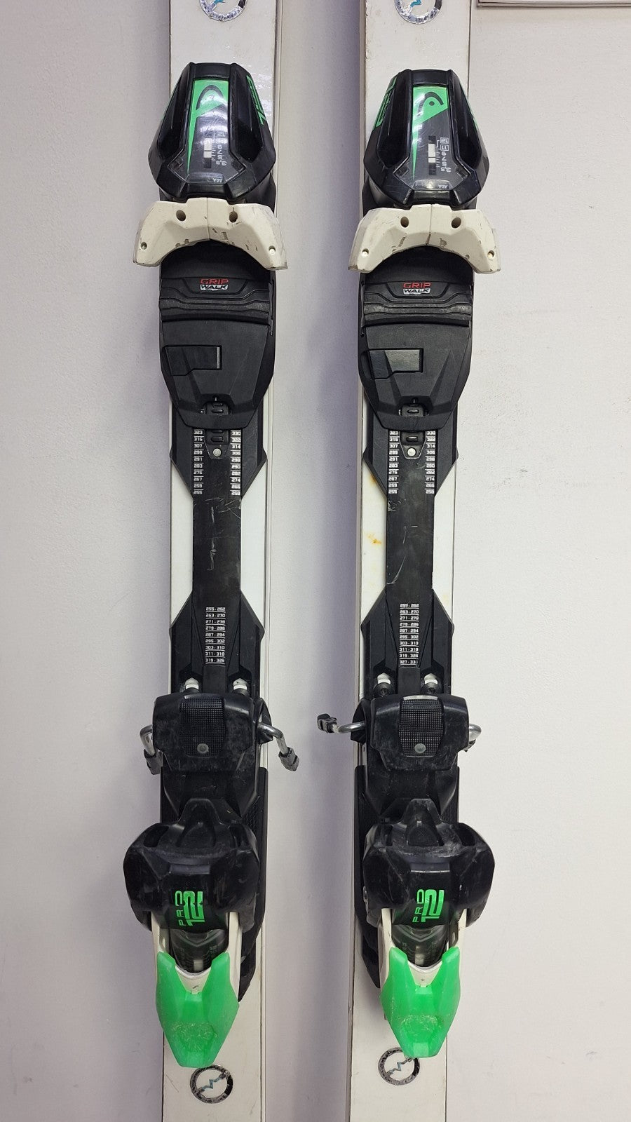 Ski HEAD WC e-Rebels GS 186 cm + fixations HEAD PRD12 - sport d'hiver neige et loisirs