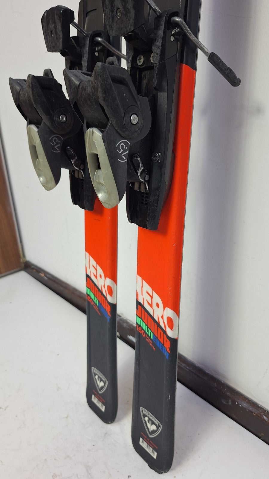 Ski Rossignol Hero J 150 cm + fixations Elan ESP 7.5 Plaisir hivernal Sports de neige