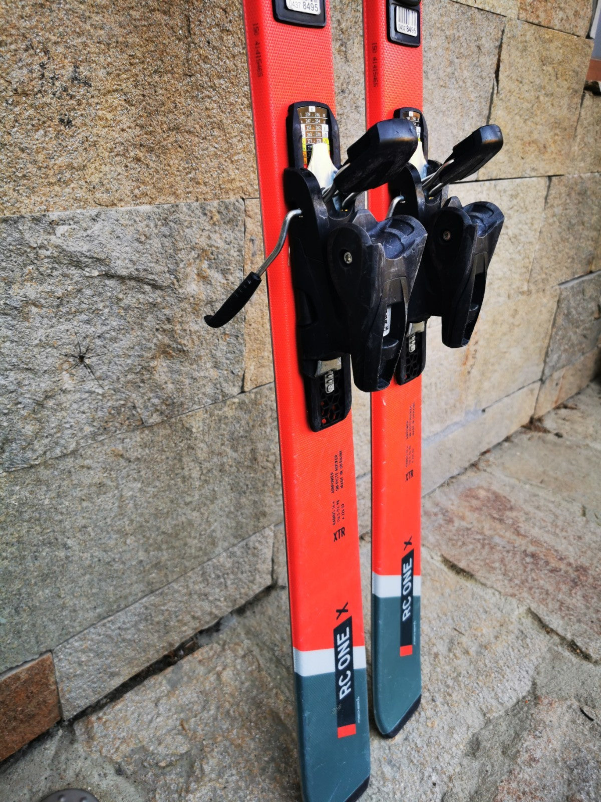 Fischer RC One X 150cm  Ski + Fischer RS 9 Bindings Adventure Winter Sport