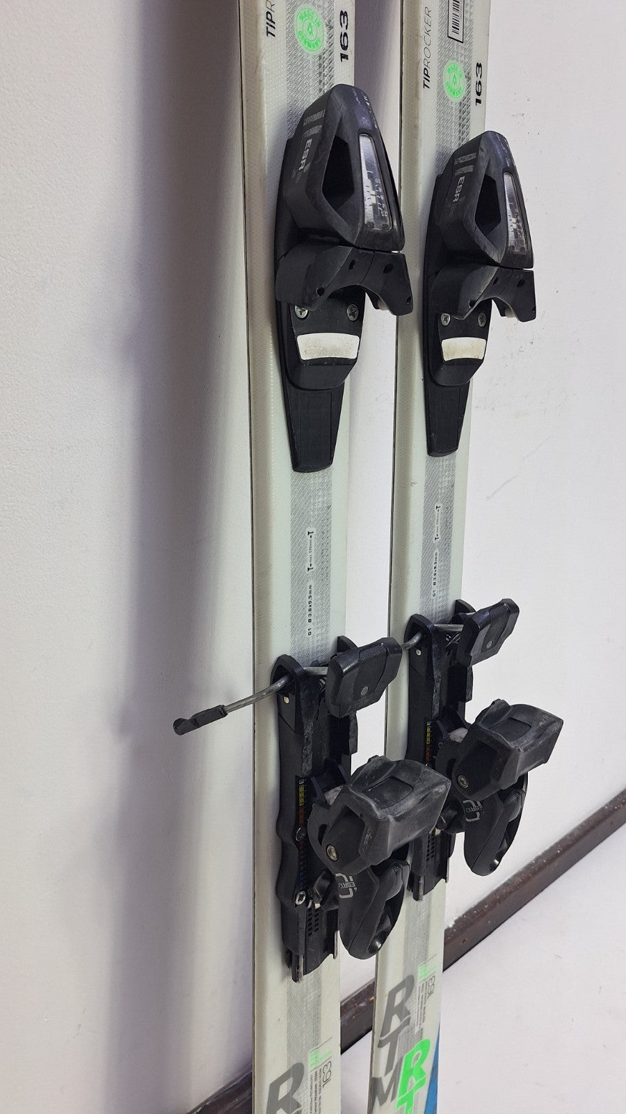 Sci Völkl RTM 163 cm + attacchi Elan ESR 10 Fun Snow Winter Sport Piste