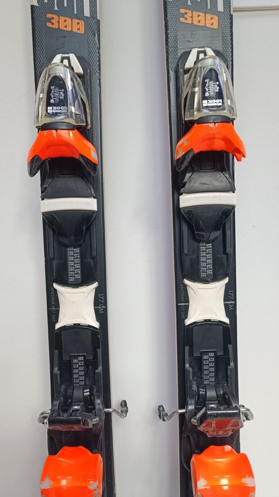 Rossignol Pursuit 300 177cm Ski + Look 11 Bindings Winter Adventure Winter