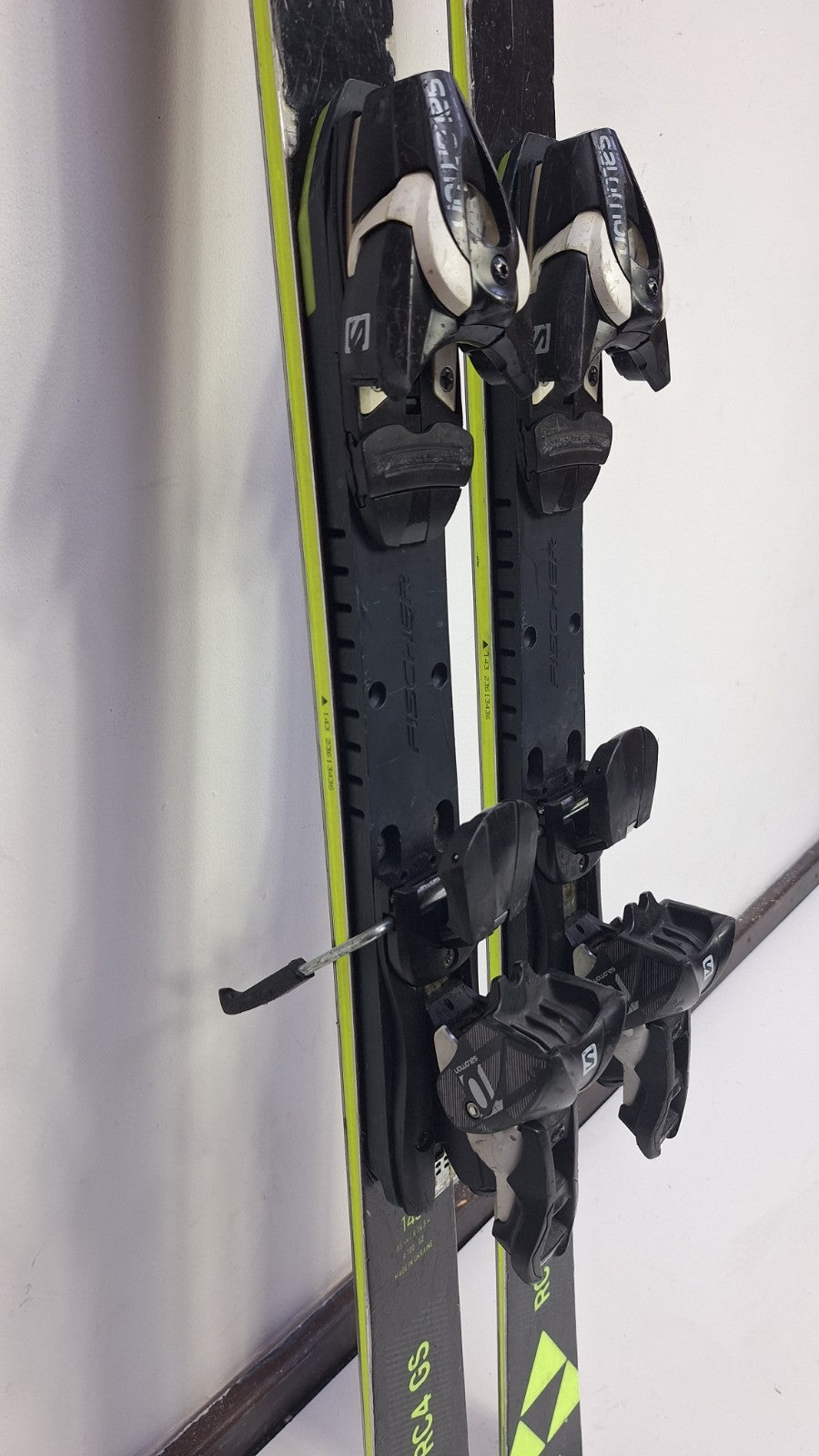 Sci Fischer RC4 GS 143cm + attacchi Salomon 10 Sport Invernali