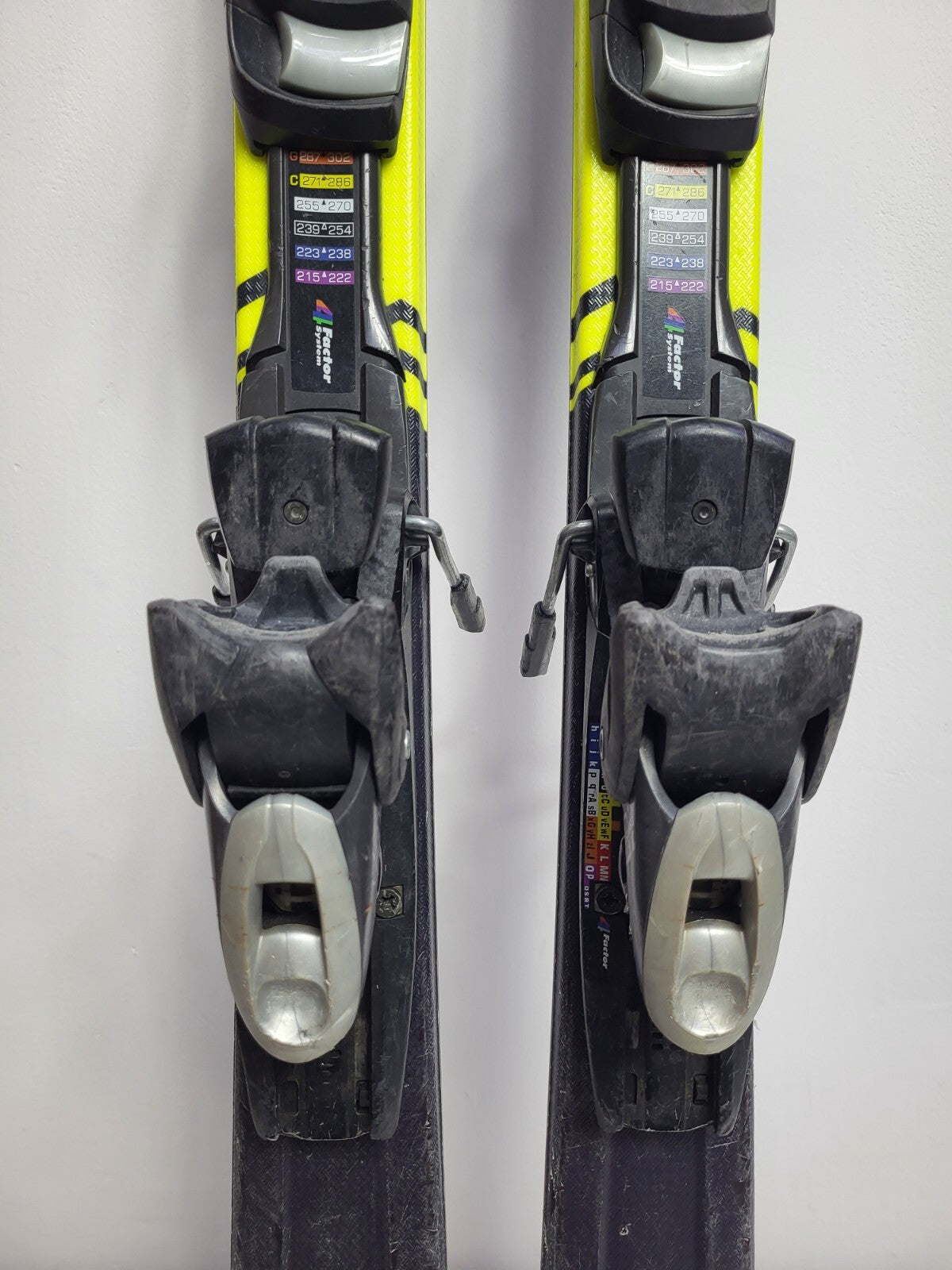 HEAD SupershapeTeam R 147cm Ski + Elan ESR 10 Bindungen Wintersportspaß