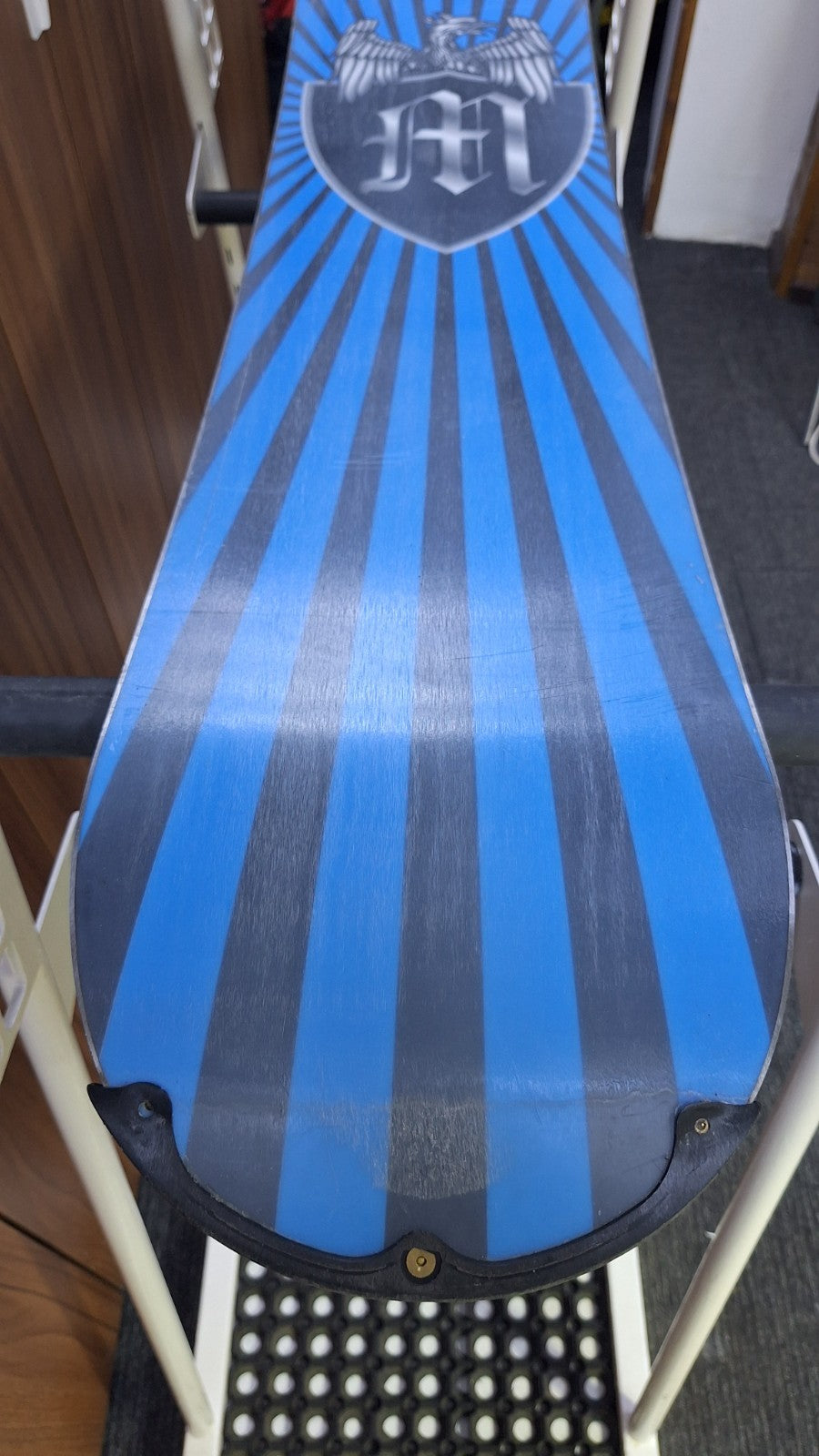 Matrix Storm 141 cm Snowboard +HEAD Rental L Bindings Snow Adventure Fun