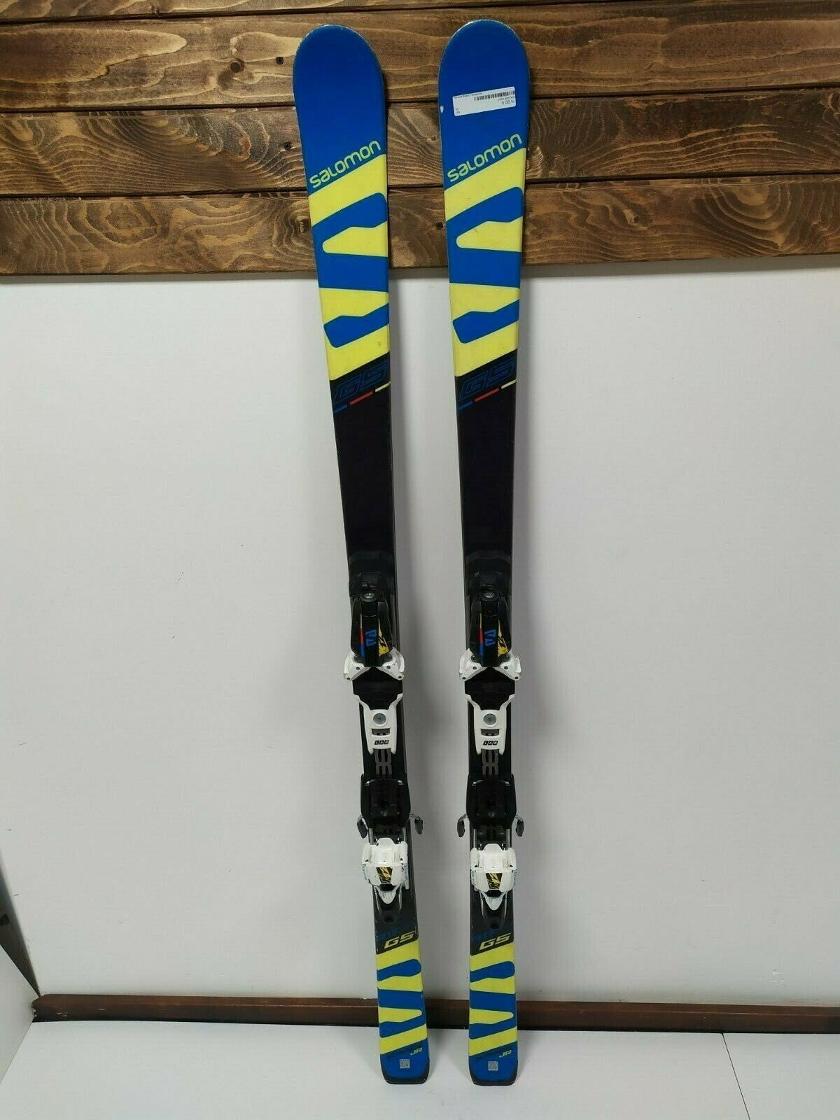Ski Salomon Xrace JR GS 159 cm + fixations Salomon X12. Neige, sport d’hiver et plein air