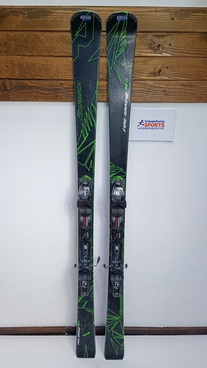 Nordica Fire Arrow 76 168cm Sci + Attacchi Nordica 10 Divertimento Sportivo Invernale