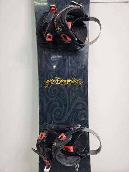 Snowboard Matrix Escape 157 cm 2020 + fixations HEAD M Hiver Neige Aventure Loisirs