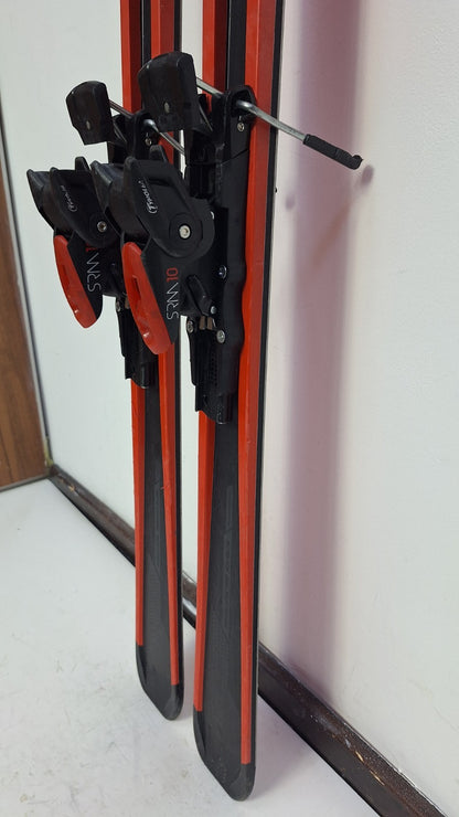 Ski Wedze Boost 300 arcHtec 163 cm + fixations Tyrolia SRM 10 Sport d’hiver sur neige