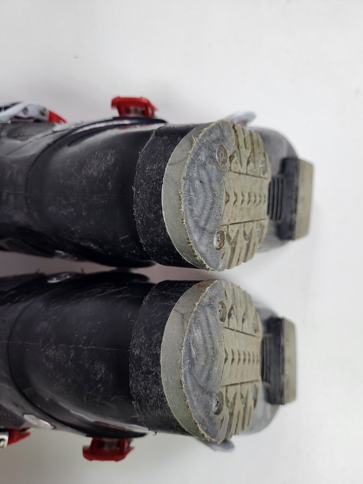 2017 Nordica Firearrow Team 3 Ski Boots (EU 37 1/2; UK 4 1/2; Mondo 240) Winter
