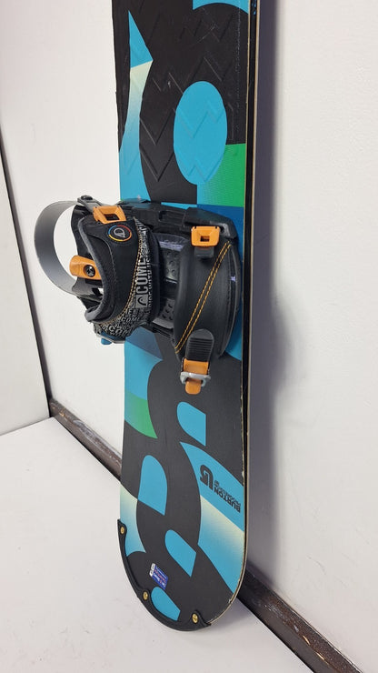 Burton Progression 157 cm Snowboard + HEAD Rental M Bindings Winter Snow Sport