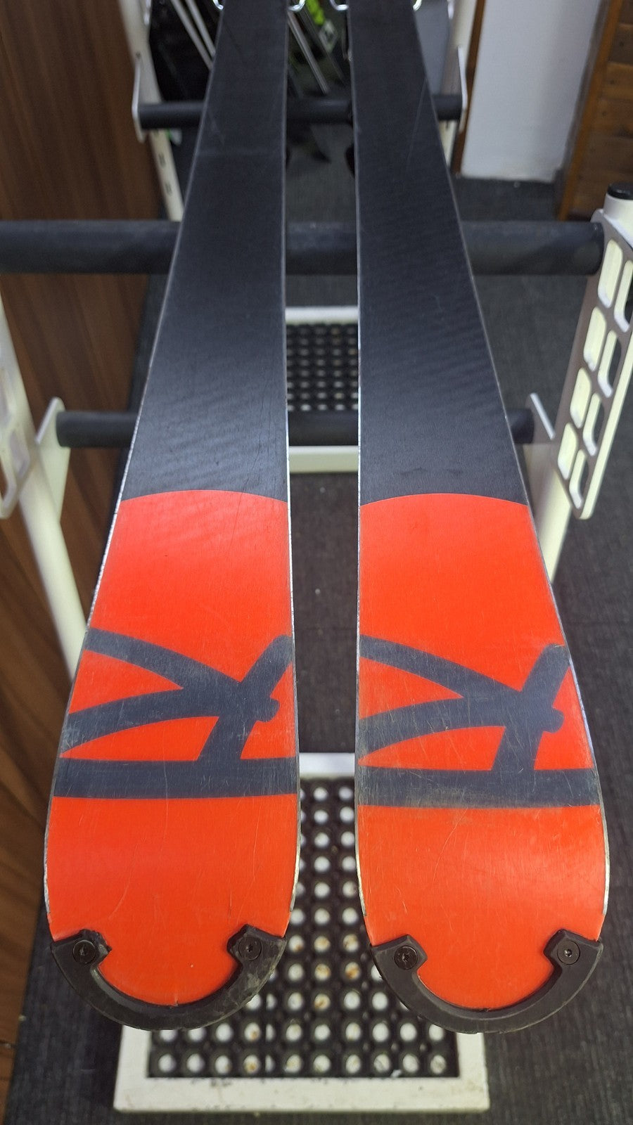 Rossignol Hero FIS GS Pro 144 cm Ski + New Look 7 Bindungen – Winterspaß im Schnee