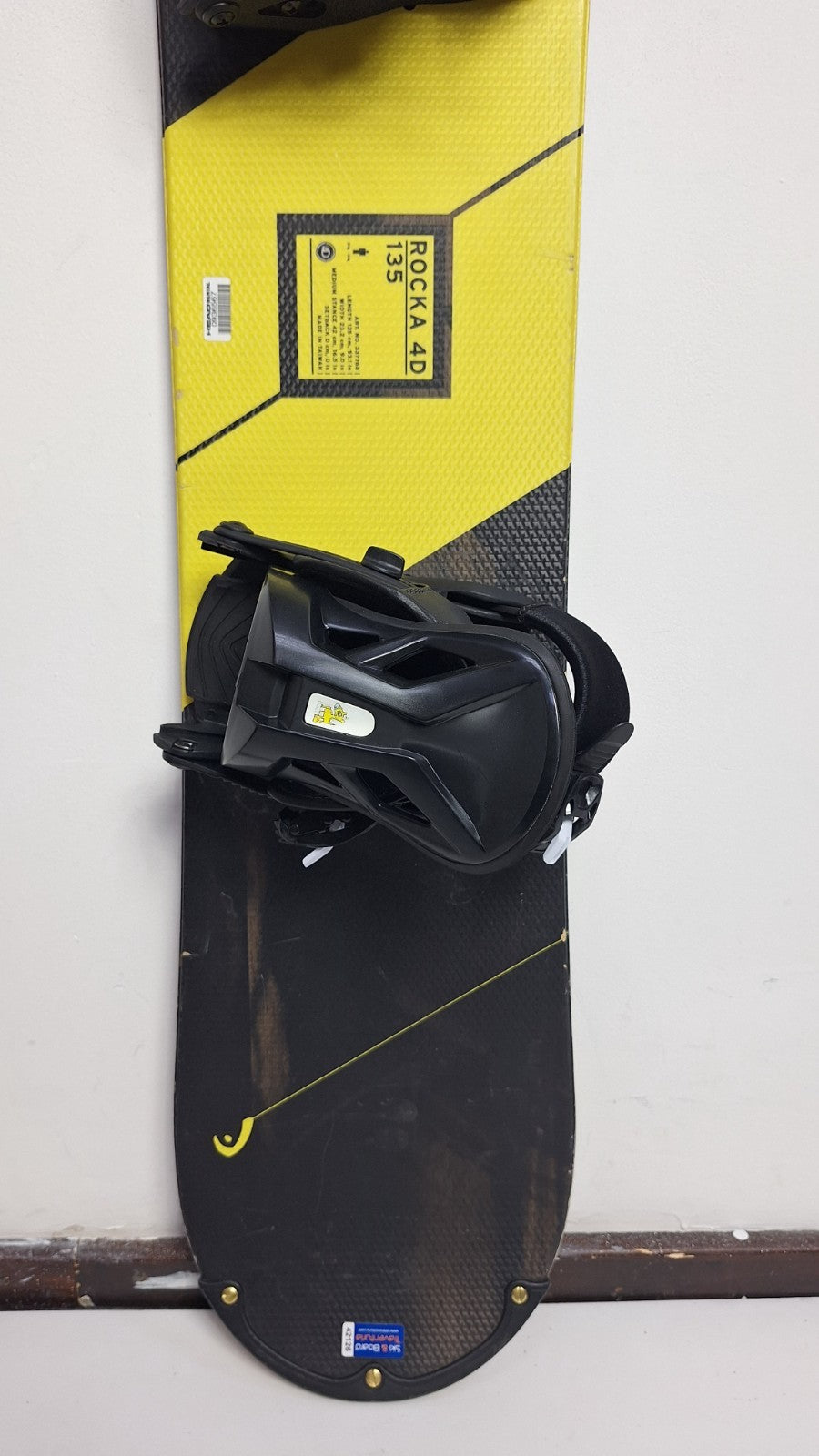 Snowboard HEAD Rocka 4D JR 135 cm + fixations HEAD S neuves Sport d'hiver Amusement