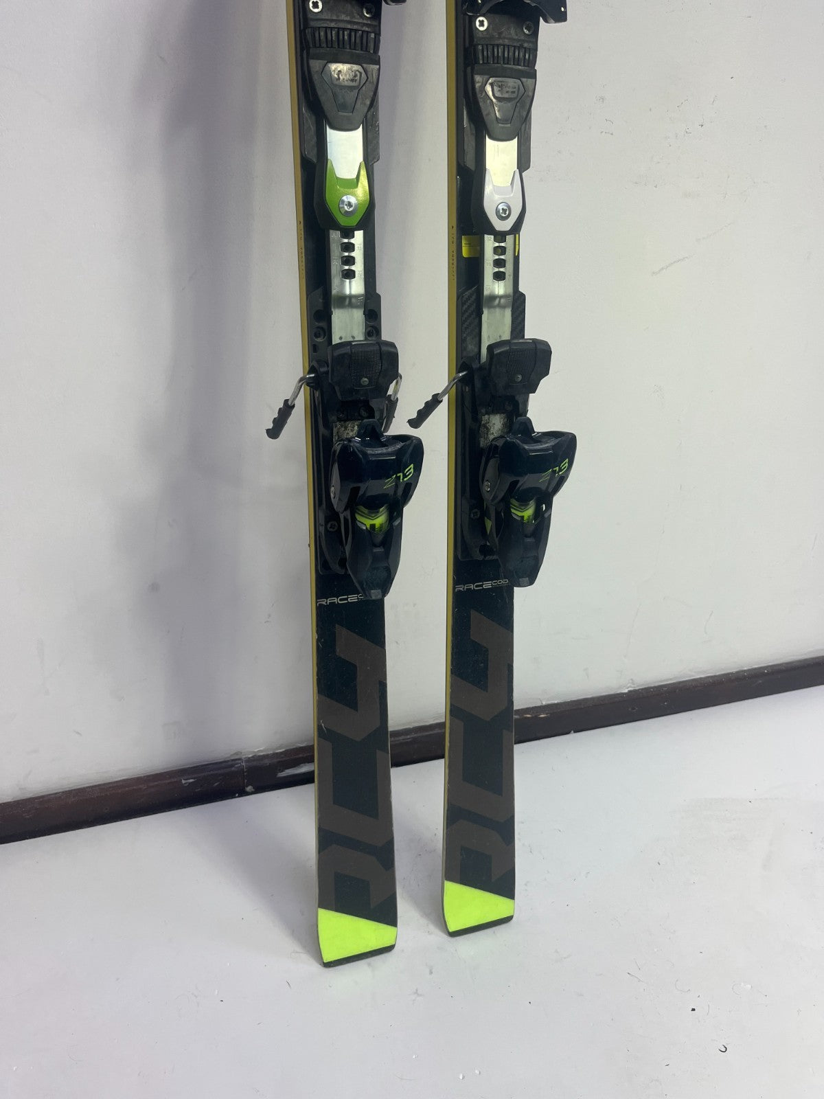 Ski Fischer RC4 GS 170 cm + fixations Fischer Z13 Sports d’hiver Plaisir et aventure