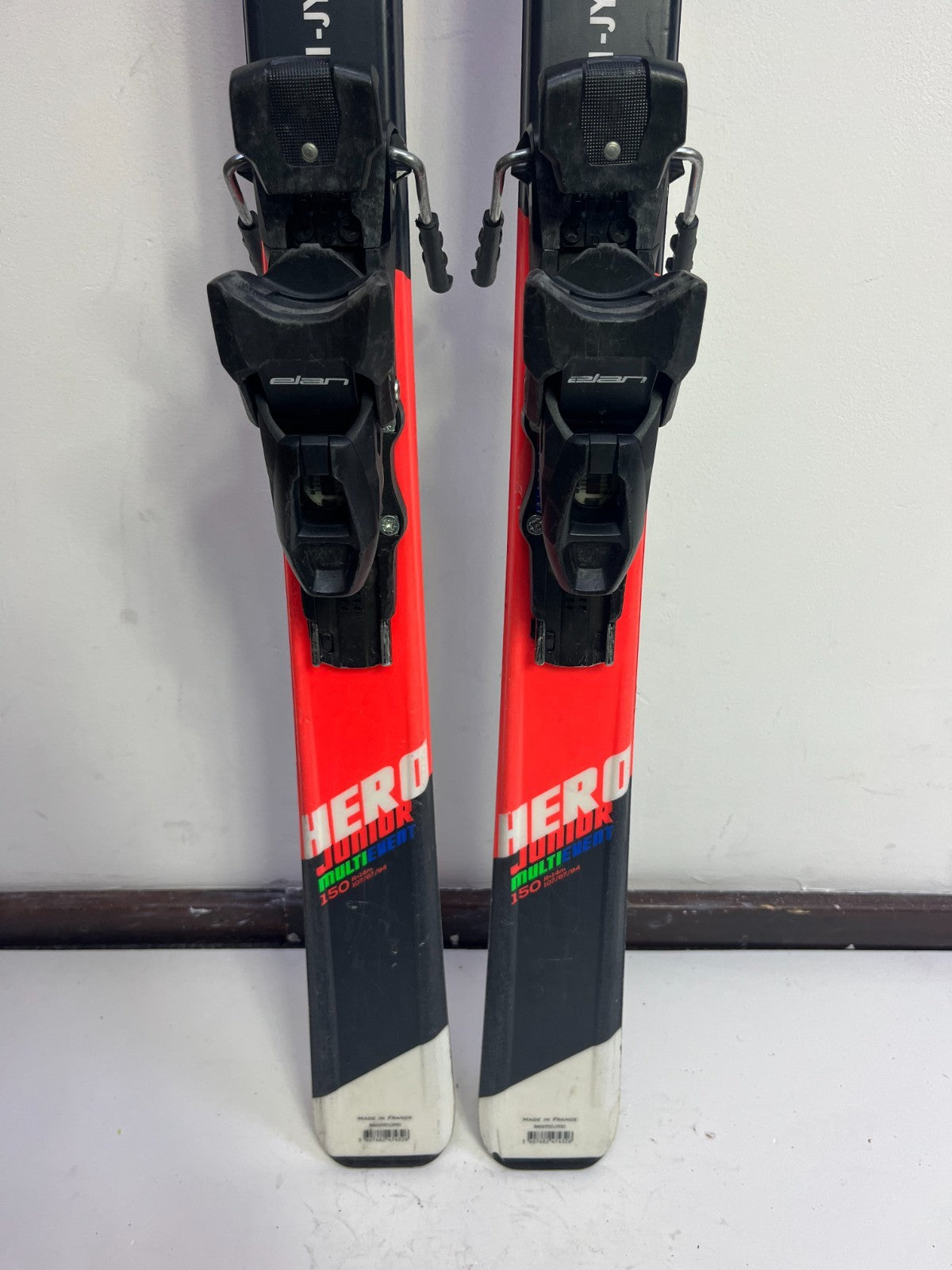 Rossignol Hero J 150 cm Ski + Fixations Elan ESR 10 Hiver Plaisir Neige Sports