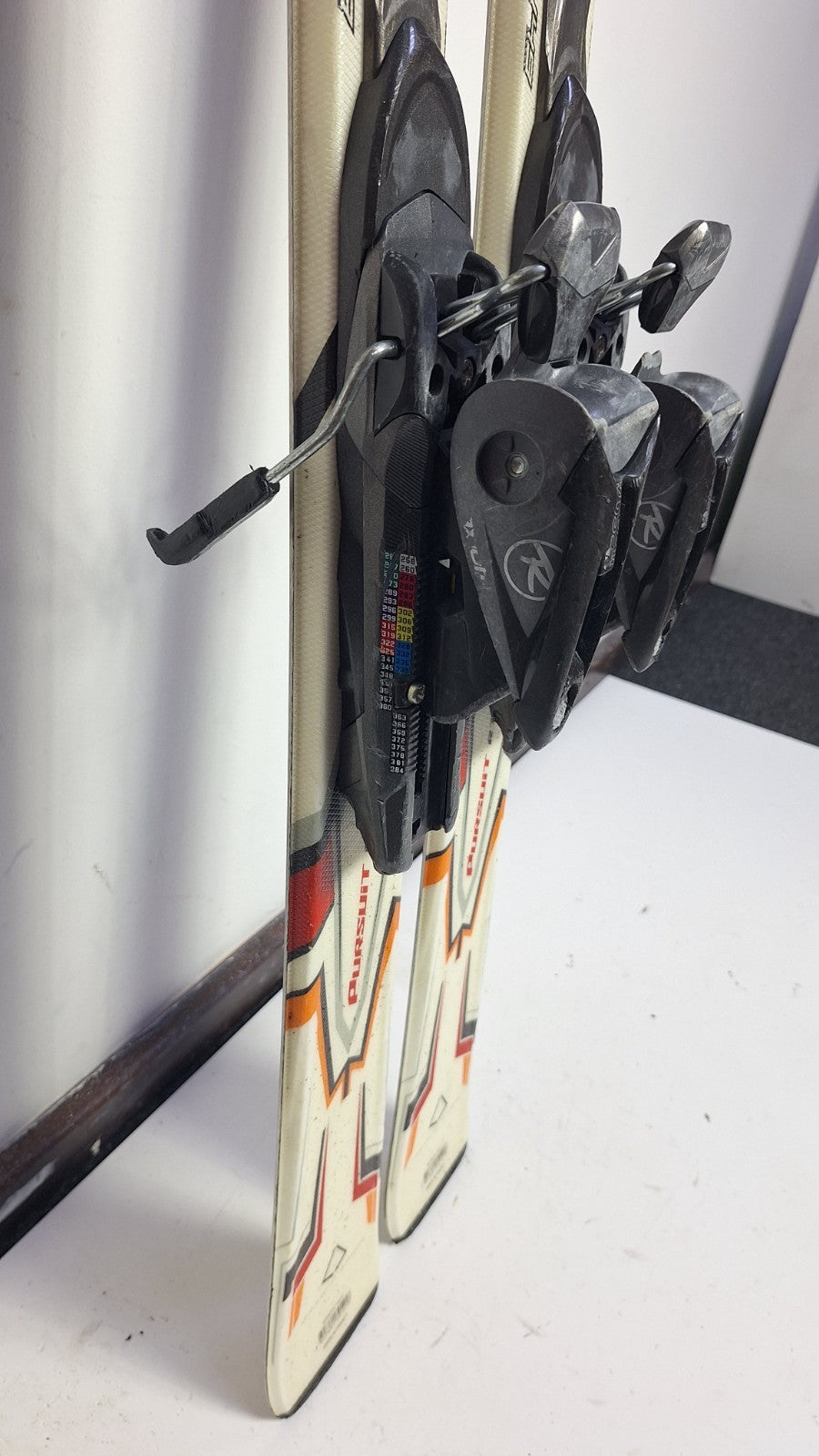 Rossignol Pursuit 149 cm Ski + Rossignol Axium 10 Bindings Winter Sport Snow