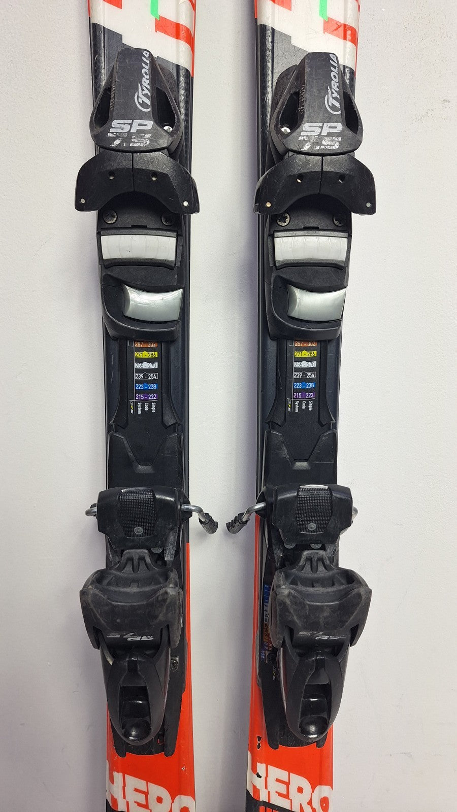 Rossignol Hero JR MultiEvent 130cm  Ski + Tyrolia ESP 7.5 Bindings Winter Sport