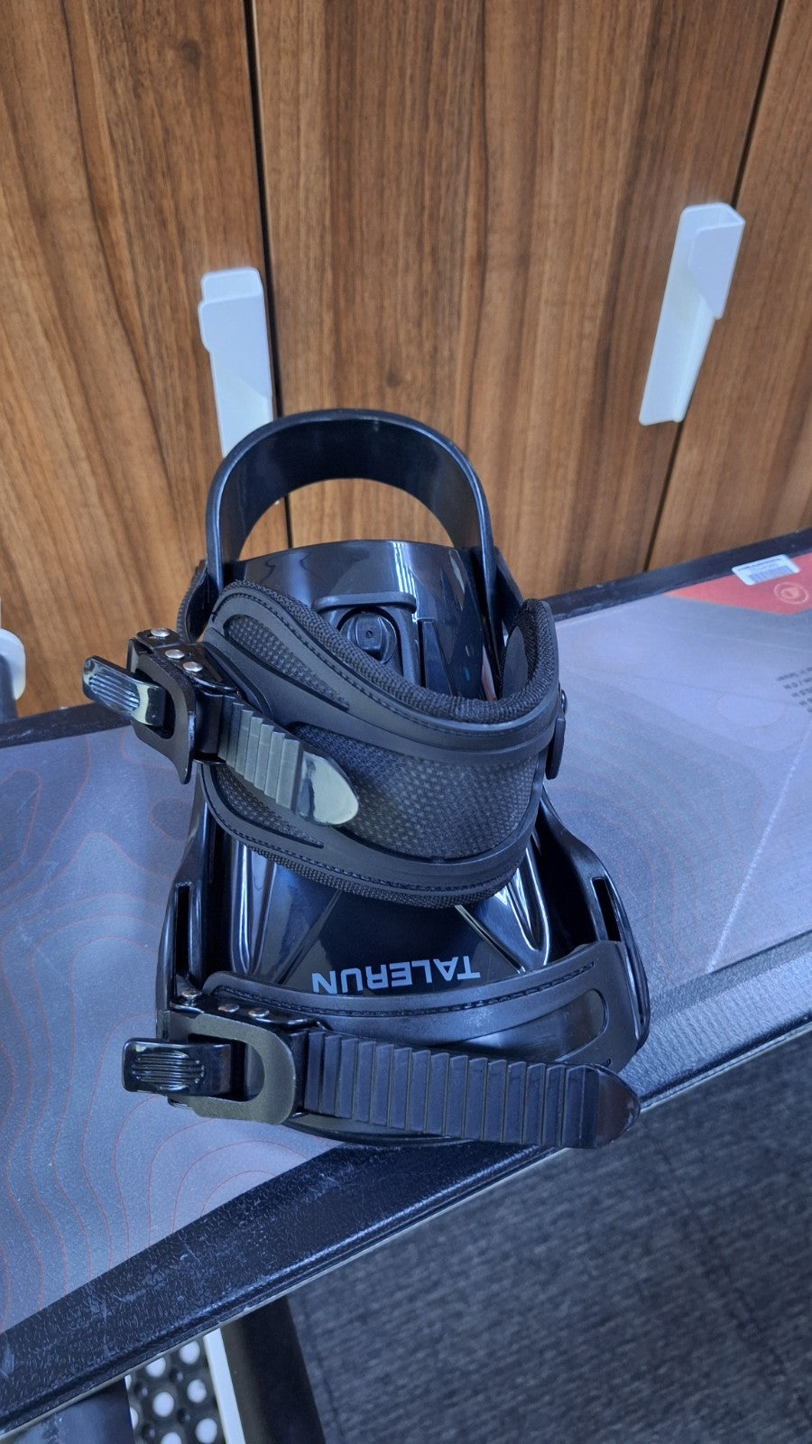 HEAD Flex 2.0 4D 149 cm Snowboard + Brand New Talerun M  Bindings Winter Snow