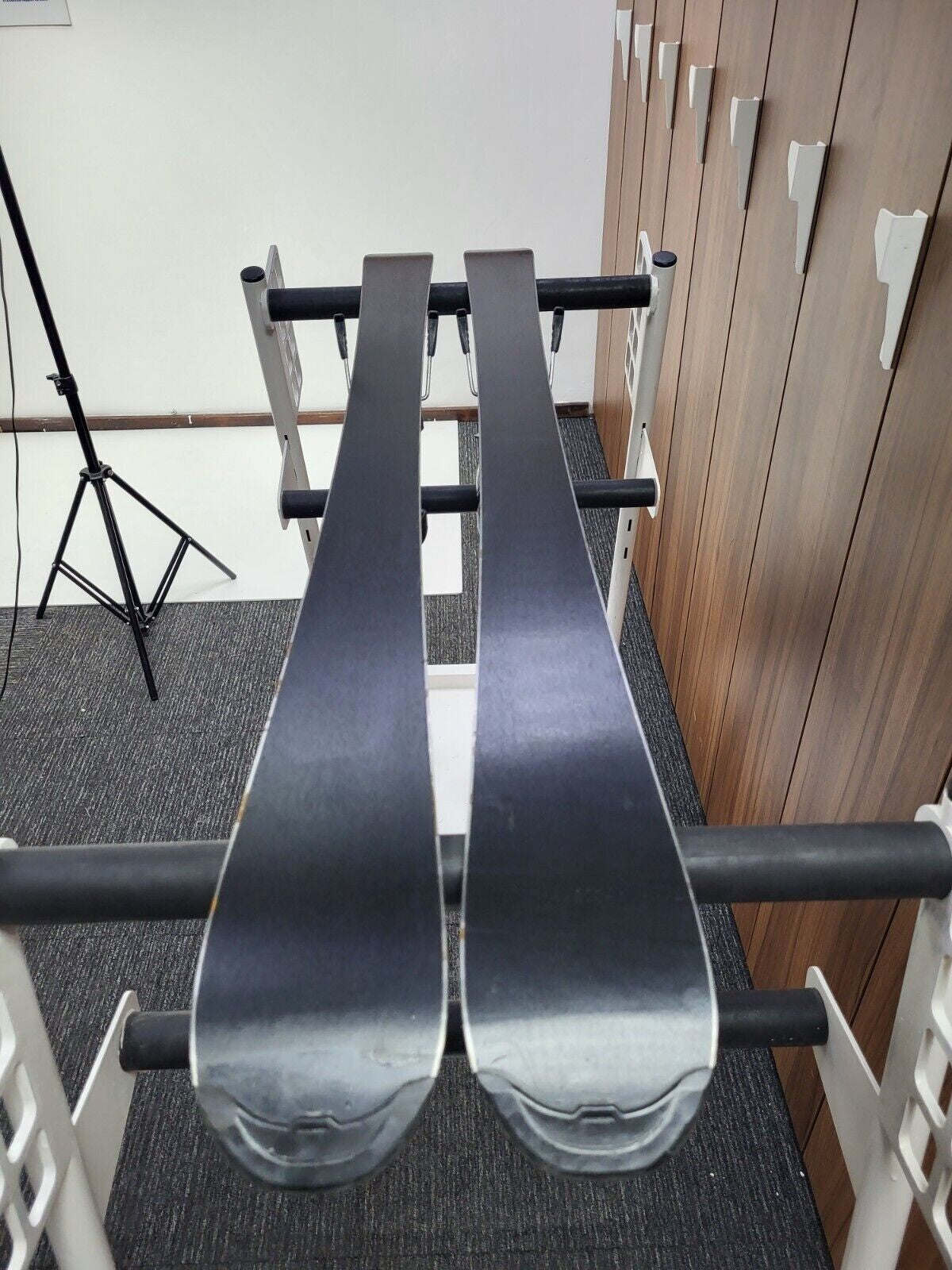Sci Dynamic VR0 7 110 cm + attacchi Elan ESP 4.5 Adventure Slope Winter