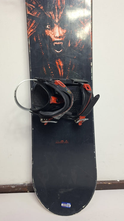 Snowboard Matrix Syco 154 cm + fixations HEAD Rental M Hiver Neige Aventure Amusement