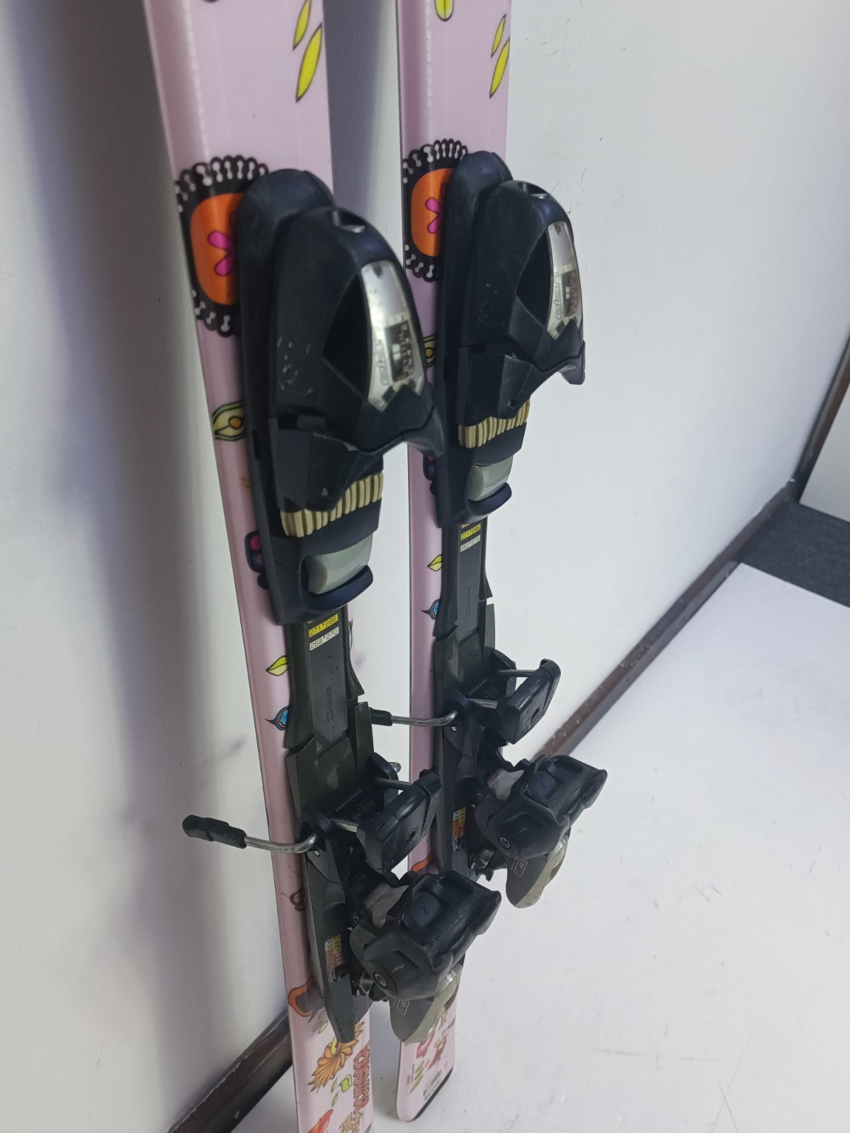 Sci Rossignol Fun Girl 140 cm + attacchi Elan ESP 7.5 Winter Adventure