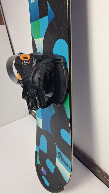 Burton Progression 157 cm Snowboard + HEAD Rental L Bindings Winter Snow Sport