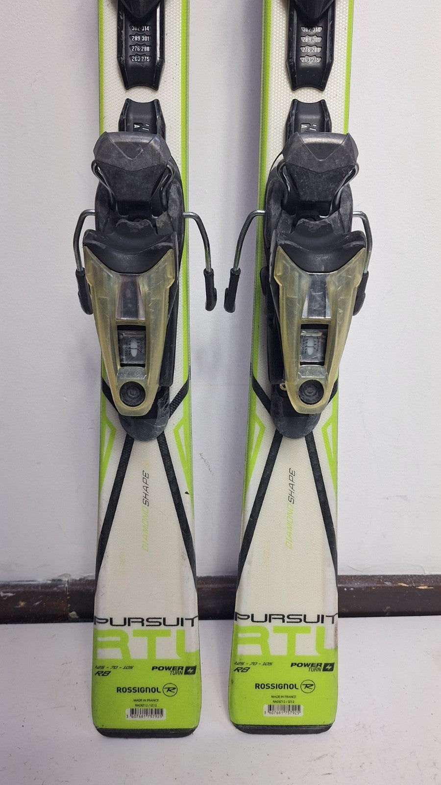 Rossignol Pursuit RTL 135 cm Ski + Rossignol Axium 11 Bindings Winter Sport Snow