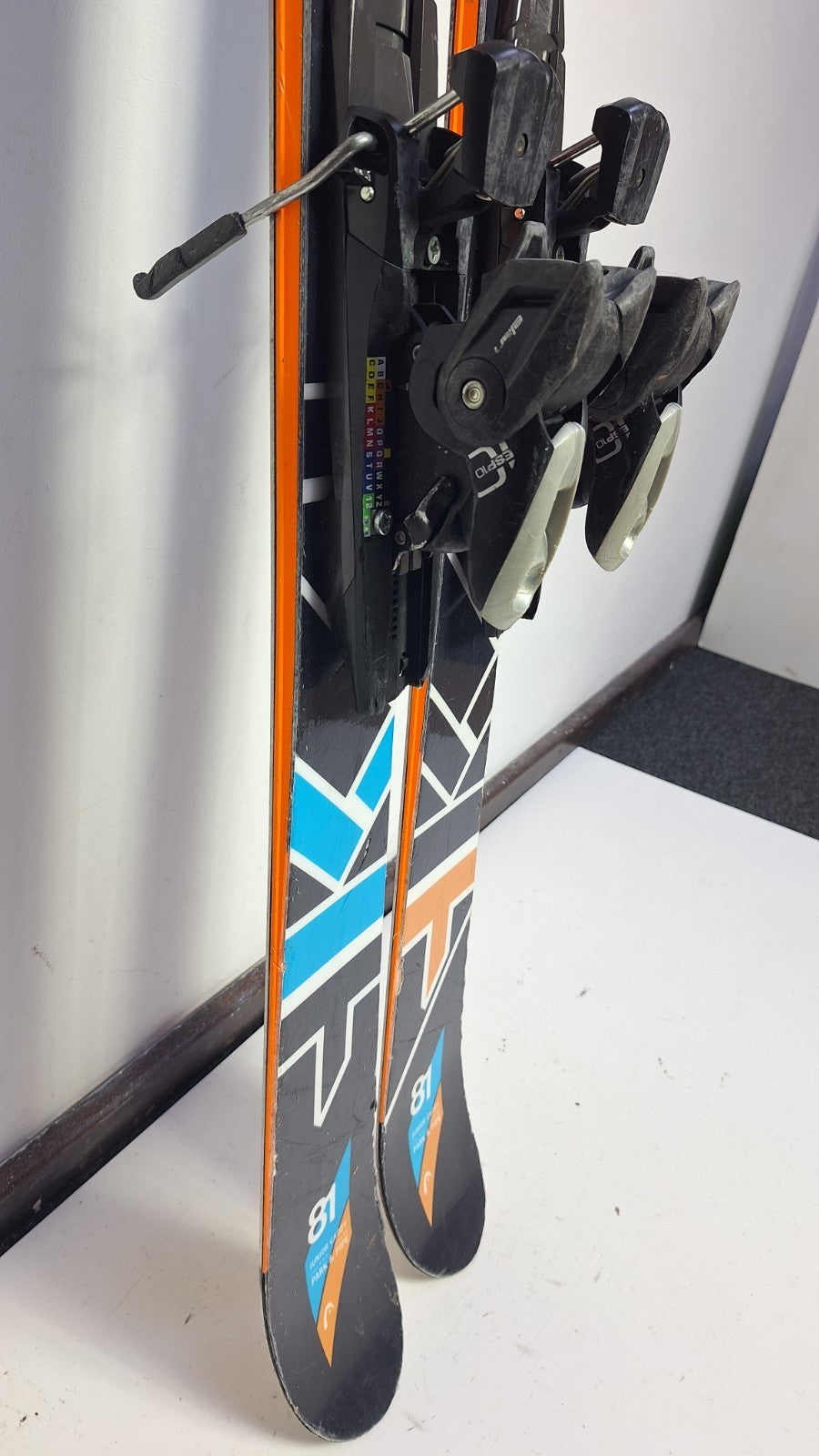 HEAD The Jr Caddy SW 161cm  Ski + Elan ESP 10 Bindings  Winter Sport