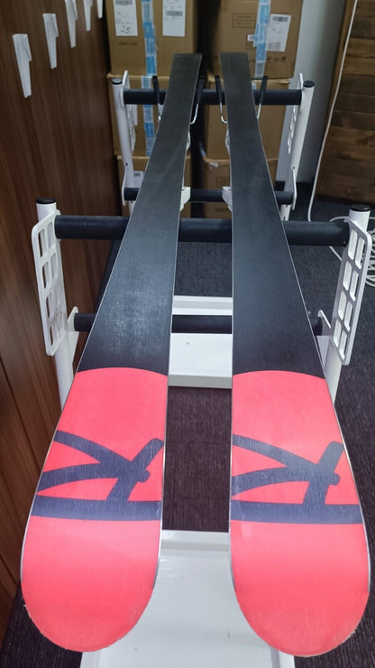 Ski Rossignol Hero Athele GS Pro 158 cm + fixations Tyrolia CRX 9. Plaisirs d’hiver et neige
