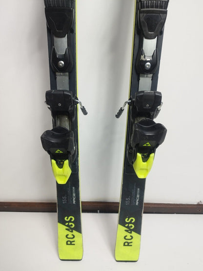 Fischer RC4 GS 155 cm Ski + Fischer 11 Bindungen Wintersport
