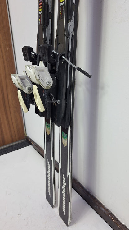 HEAD World Cup i.Speed ​​180cm Ski + Tyrolia SP13 Bindungen Wintersport