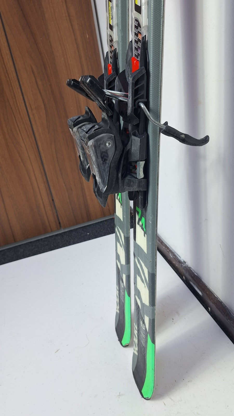 Volkl RTM 7.5 163 cm Ski + Marker 10 Bindings Fun Snow Winter Sport Piste