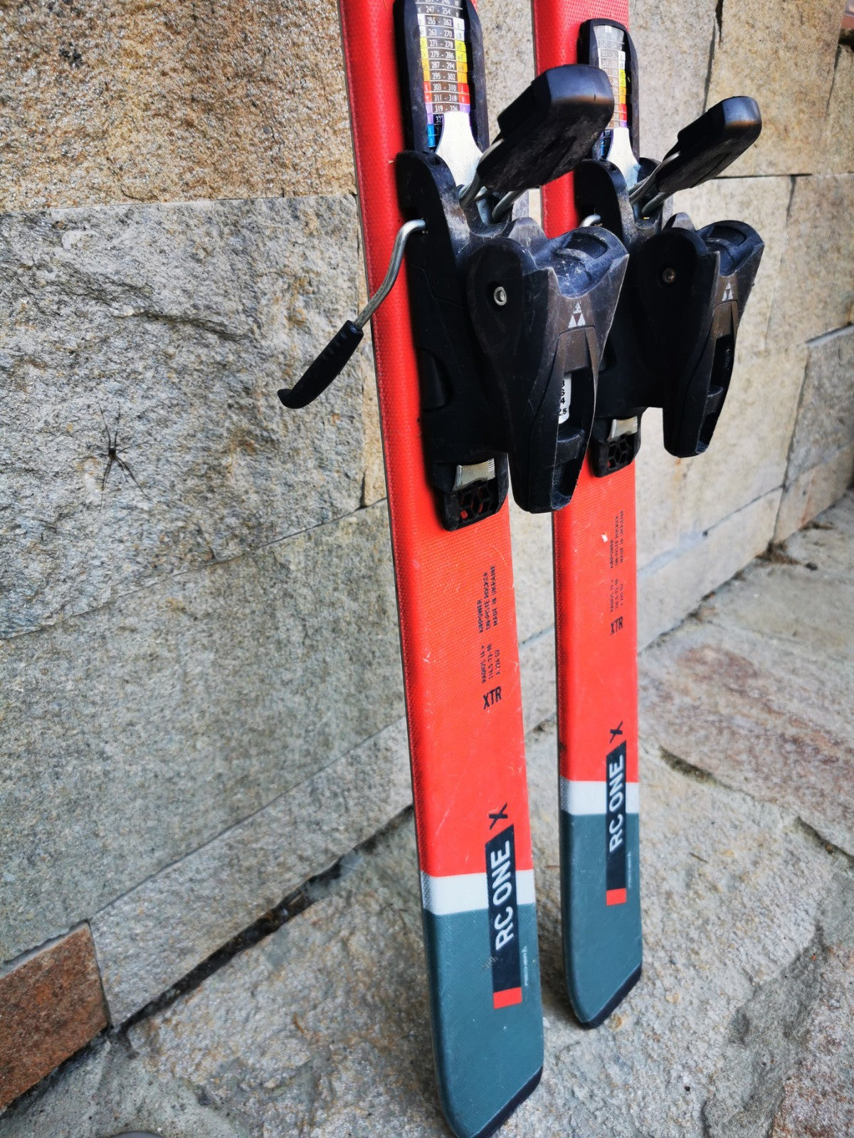 Fischer RC One X 150cm  Ski + Fischer RS 9 Bindings Adventure Winter Sport