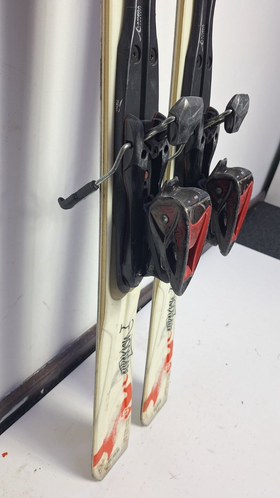 Rossignol Attraxion 146cm Ski + Rossignol 9 Bindings Winter Sport Snow