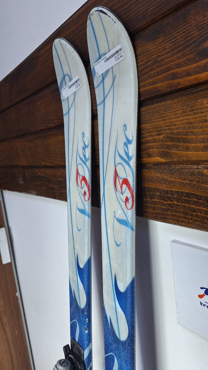 V3tec Xenia 150cm Skis + Look 9.5 Bindings Winter Fun Snow