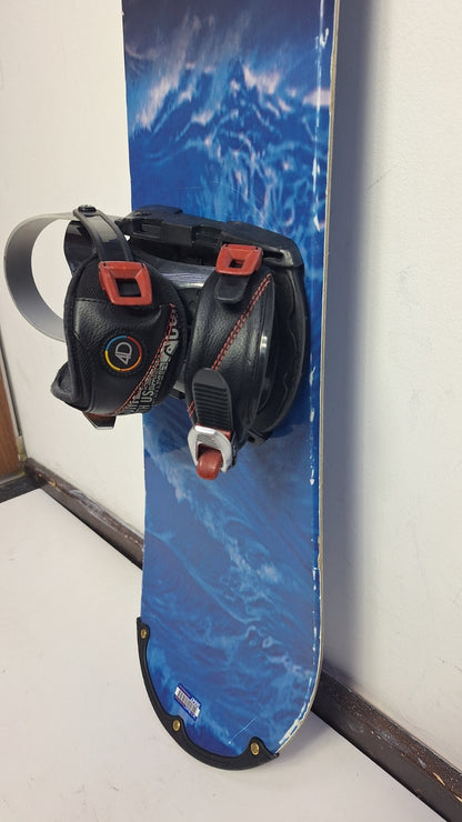 Matrix Storm 141 cm Snowboard +HEAD Rental M Bindings Snow Adventure Fun