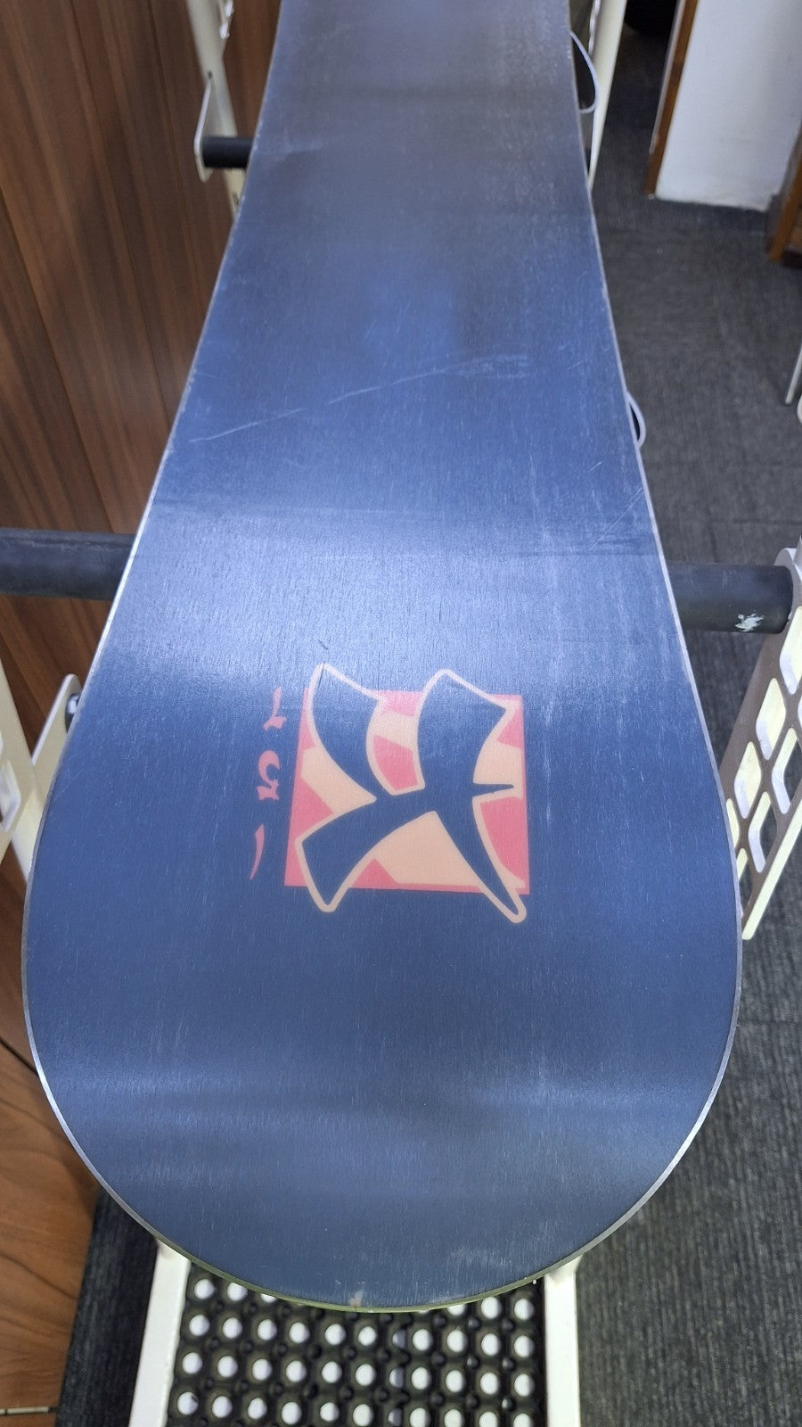 Heli Kamikaze 157 cm Snowboard + HEAD Rental L  Bindings Winter Snow Adventure