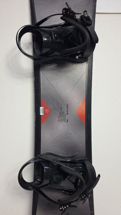 HEAD Flex 2.0 4D 149 cm Snowboard + Brand New Talerun M  Bindings Winter Snow