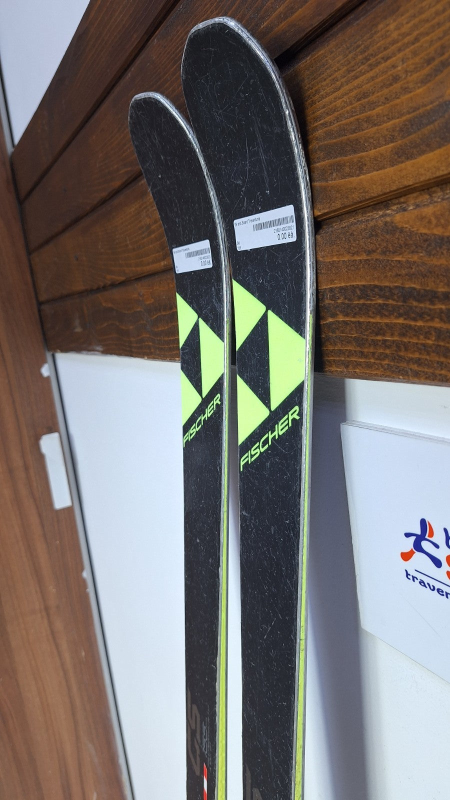 Fischer RC4 GS 155cm Skis + Fischer 9 Bindings Winter Fun Snow