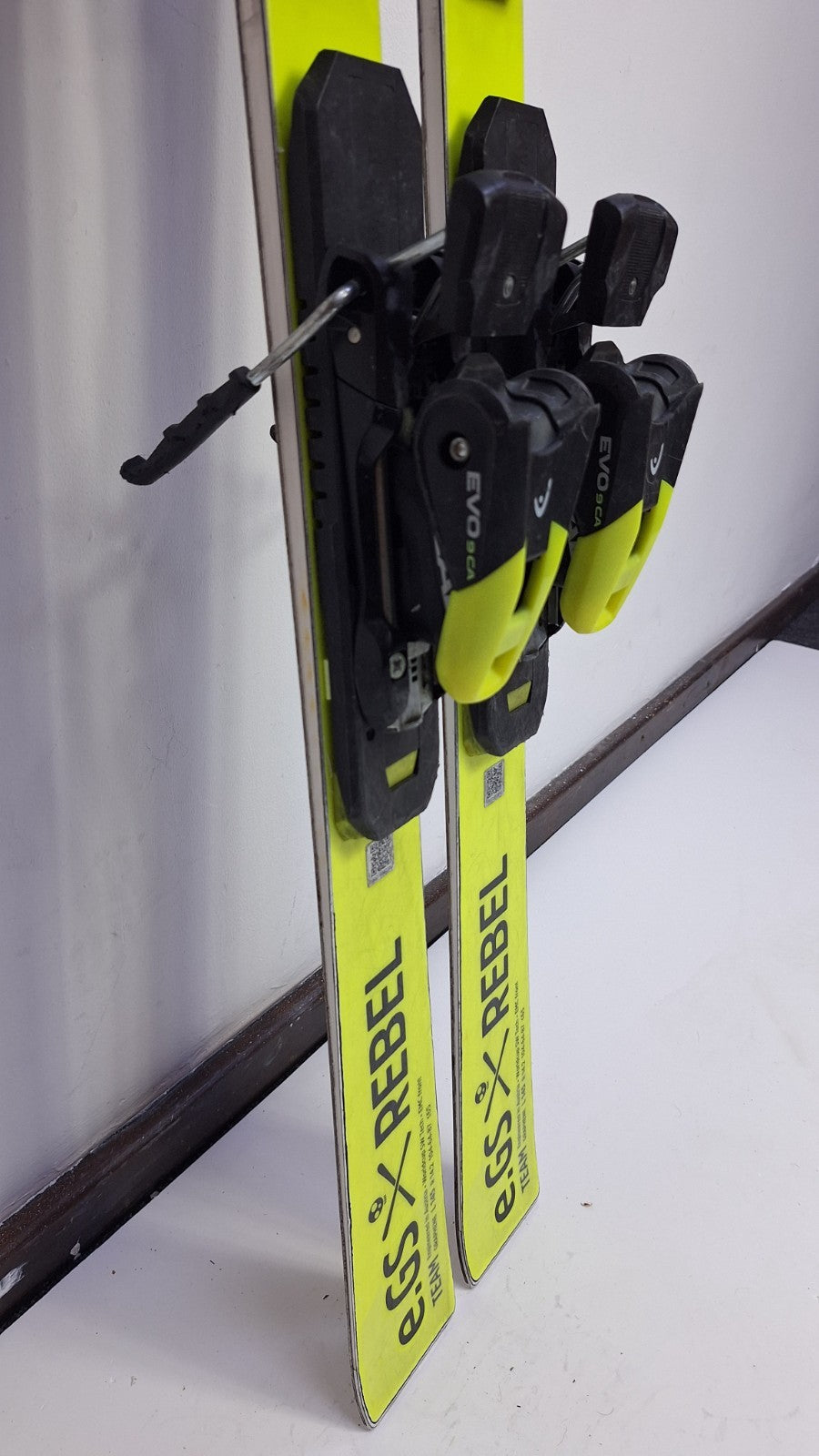 Sci Head World Cup Rebels e.GS 145 cm + attacchi HEAD 9 Sport invernali Neve