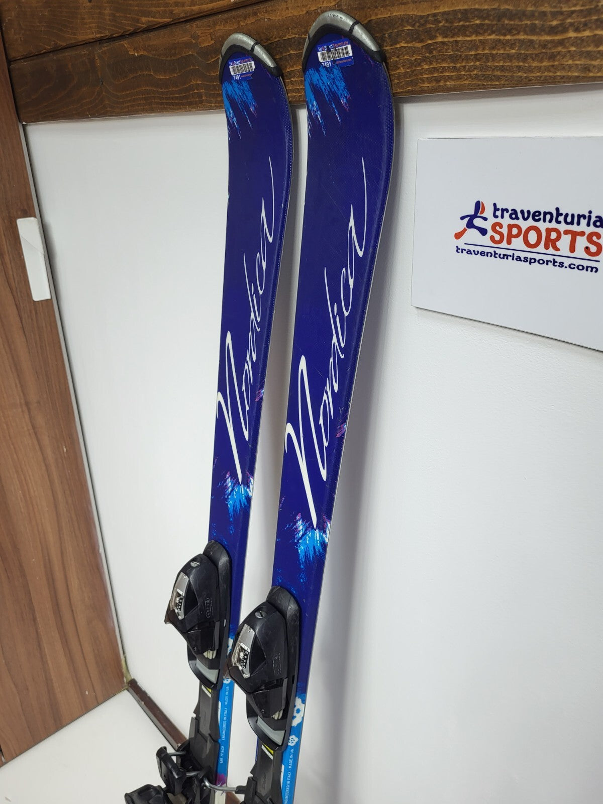 Nordica Little Belle 140 cm Ski + Elan ESP 7.5 Bindungen Winter Adventure Winter