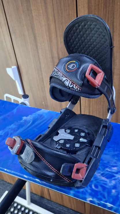 Matrix Storm 141 cm Snowboard +HEAD Rental M Bindings Snow Adventure Fun