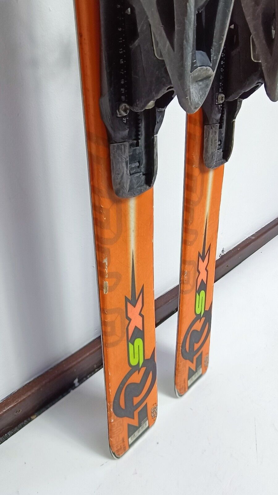 Rossignol Radical SX 150 cm Ski + Rossignol 9.5 Bindungen – Winterspaß im Schnee