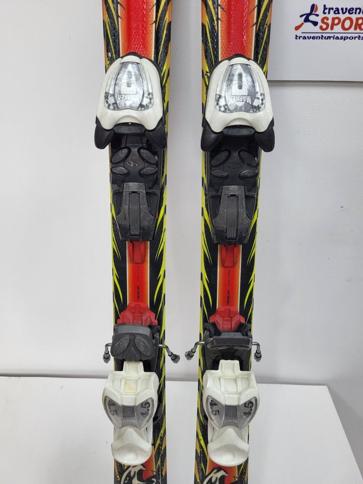 Ski Völkl Racetiger GS JR 120 cm + fixations Marker 4.5 Sports d’hiver Neige Plaisir