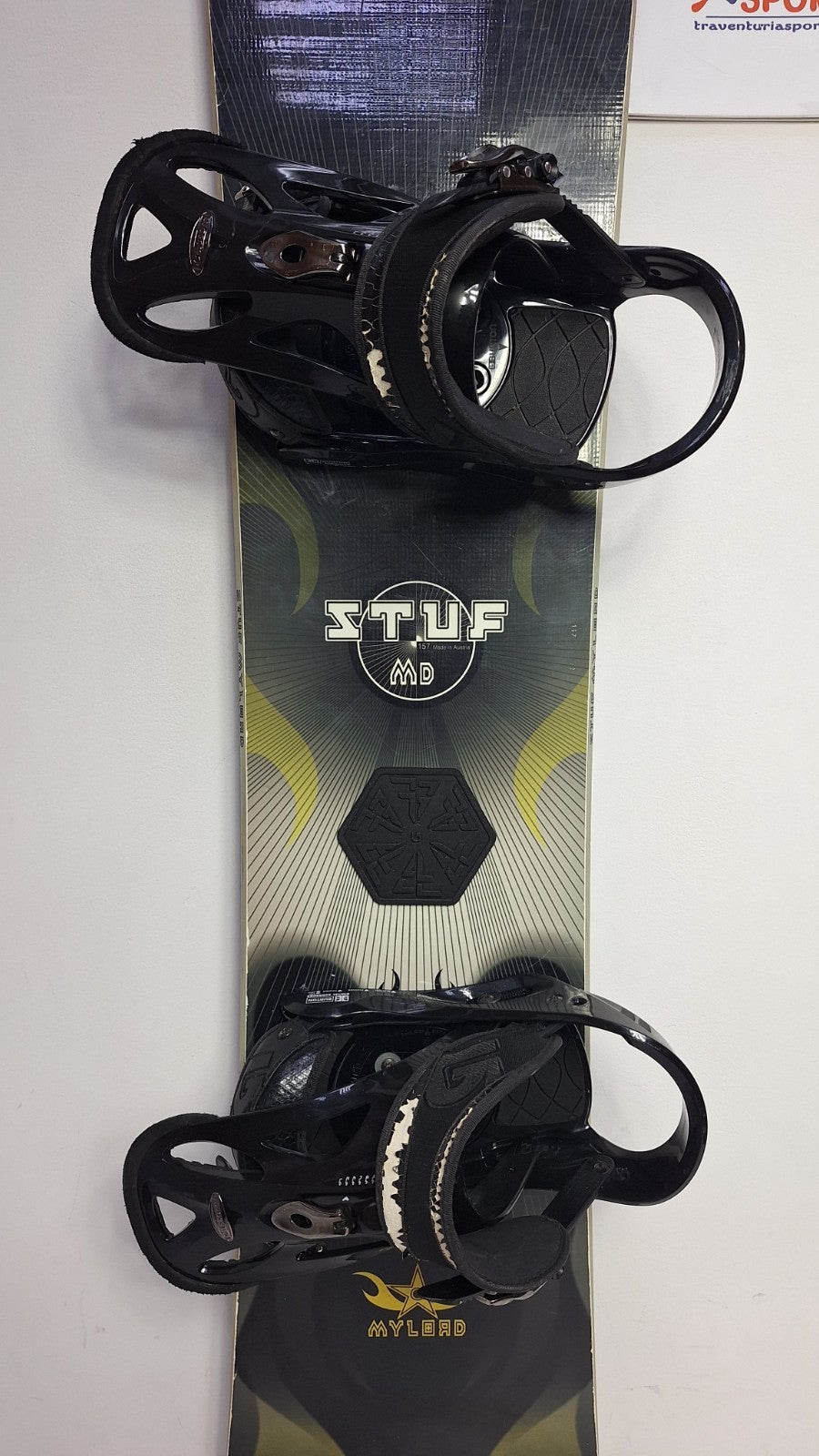 Stuf Mylend 157 cm Snowboard + Burton L Bindings Winter Sport Snow Fun
