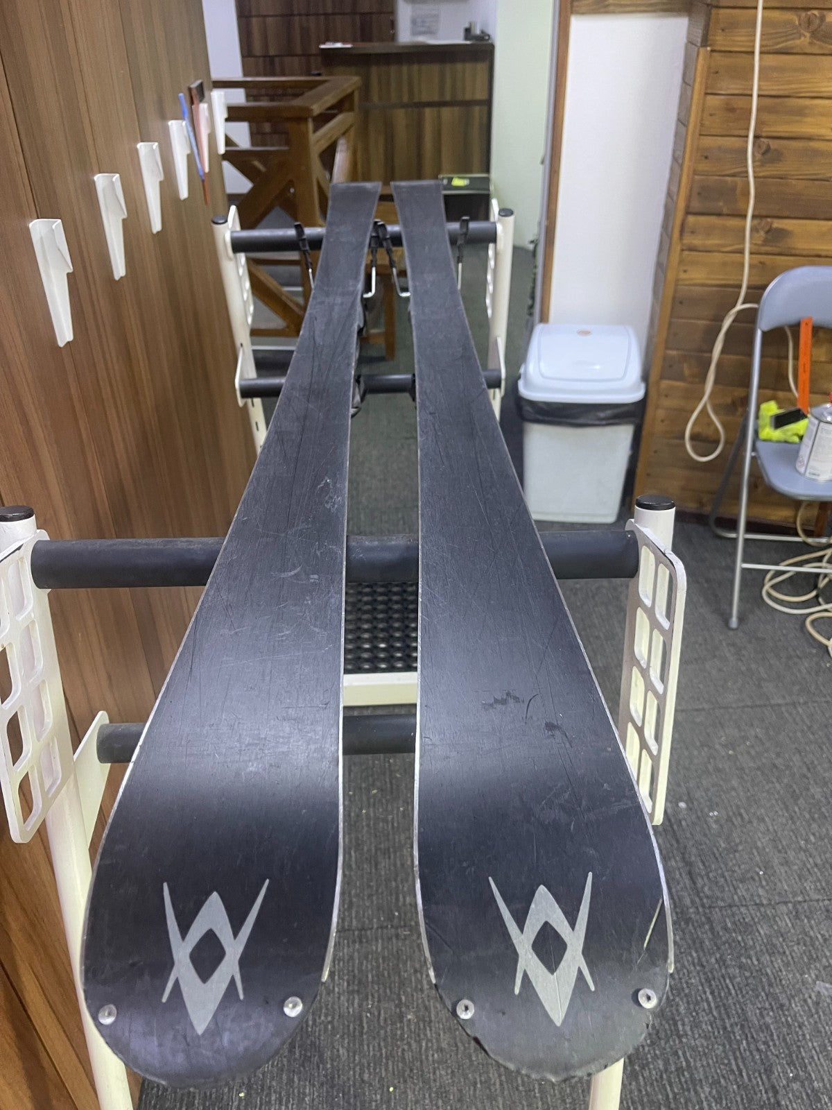 Völkl Tiger 170 cm Ski + fixations Marker 10 Sport d’hiver Neige Plaisir