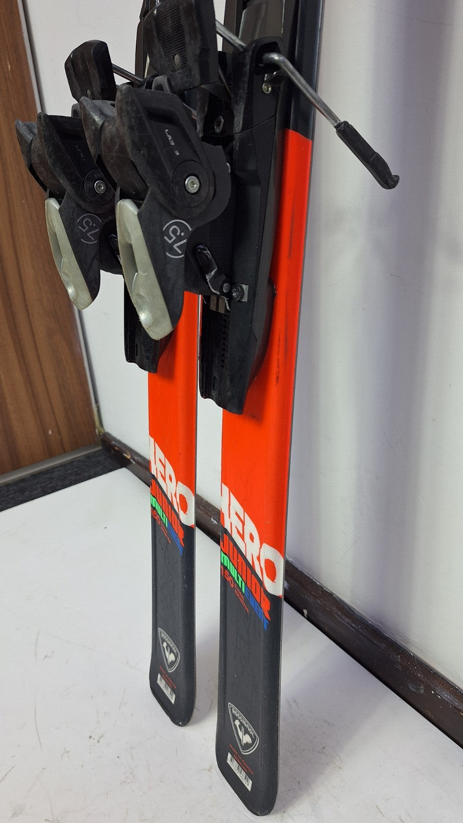 Sci Rossignol Hero J 150 cm + attacchi Elan ESP 7.5 Divertimento invernale Sport sulla neve