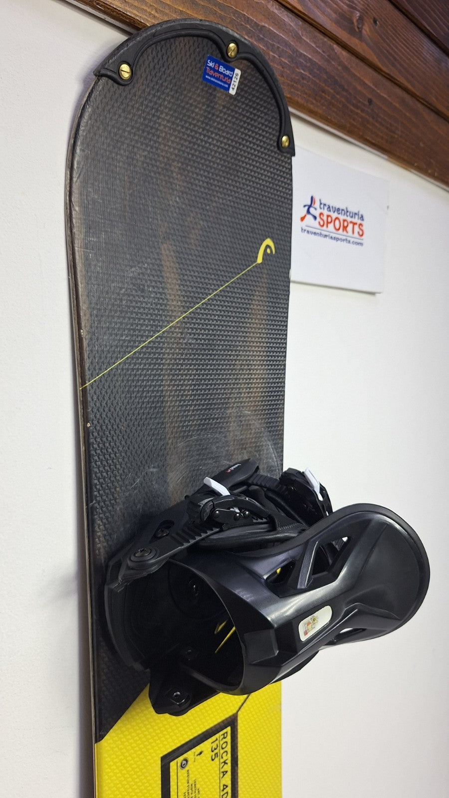Snowboard HEAD Rocka 4D JR 135 cm + fixations HEAD S neuves Sport d'hiver Amusement
